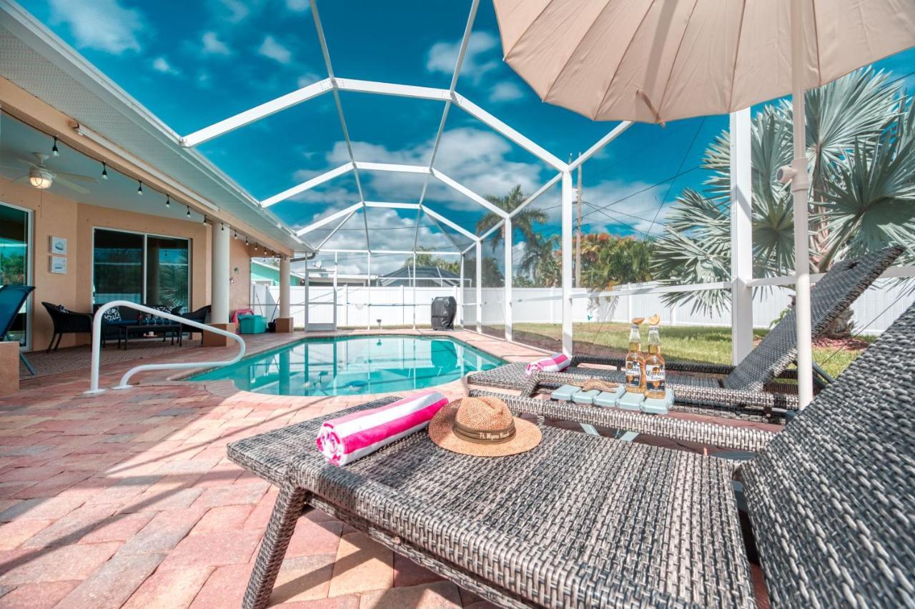 Villa Holiday Sunrise Cabo Coral Exterior foto